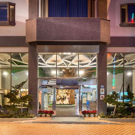 Yadi Hotel Puli Exterior foto